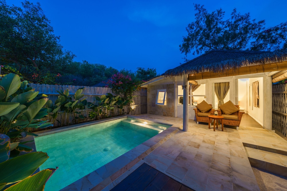 ora villas gili meno