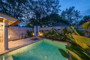 ora villas gili meno