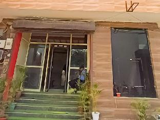 roomshala 002 rose residency