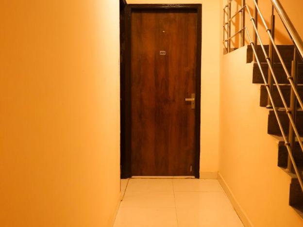 roomshala 002 rose residency