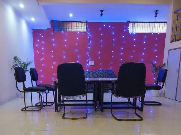 roomshala 002 rose residency