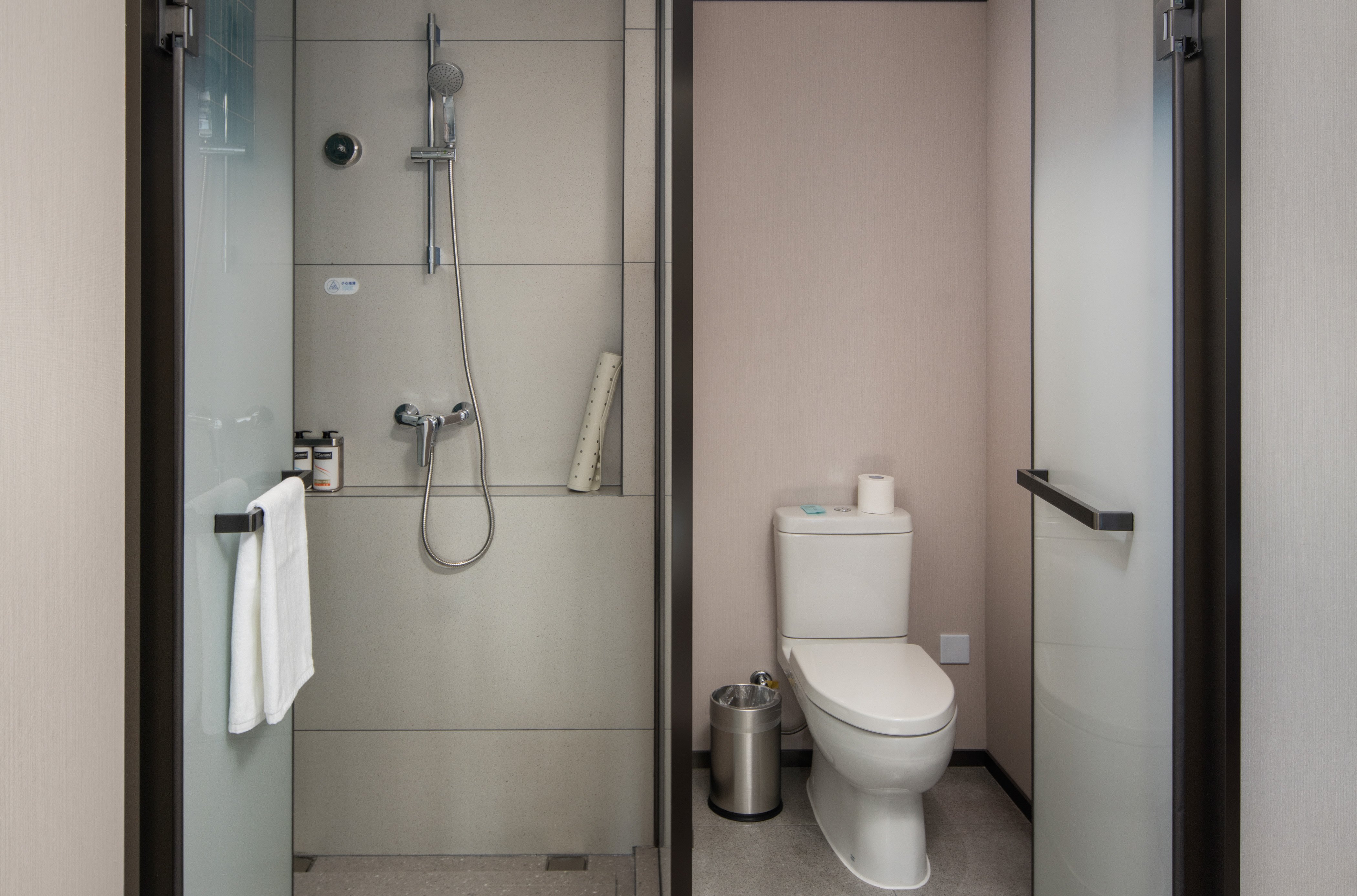 holiday inn express xi an aerospace town an ihg hotel