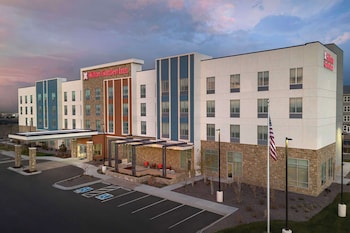 hilton garden inn denver airport tower road