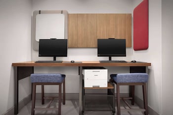 hilton garden inn denver airport tower road