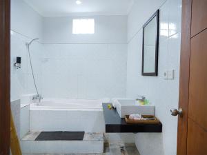 amanlane villa seminyak by arm