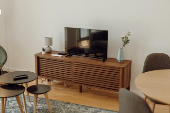 courtyard oporto design apartment c with terrace