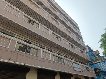 La Grande Residency,Puducherry>>Pondicherry,2 star