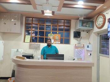 La Grande Residency,Puducherry>>Pondicherry,2 star