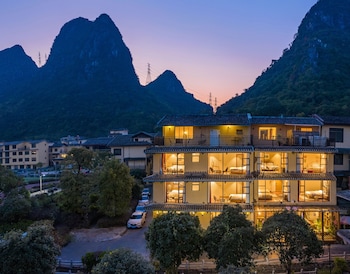guilin village creek inn