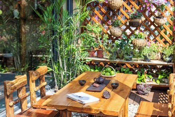 guilin village creek inn