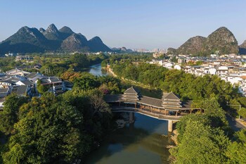 guilin village creek inn