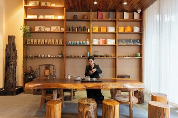 guilin village creek inn