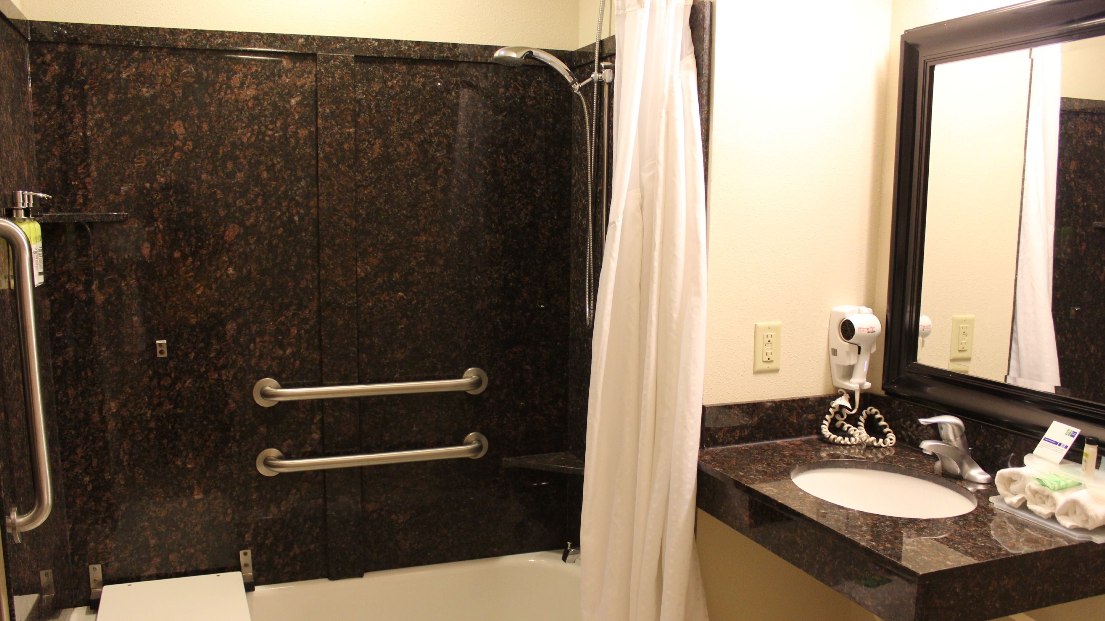 holiday inn express hotel and suites rockingham by ihg