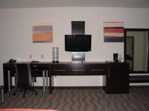 Holiday Inn Express Hotel & Suites Rockingham By Ihg,Hoffman>>Fayetteville,3 star
