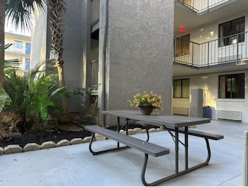 loyalty inn tallahassee