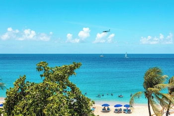 royal islander resort la plage