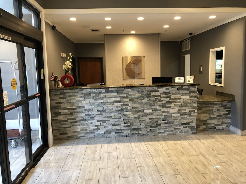 comfort inn and suites gatesville near fort cavazos