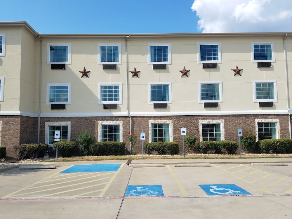 comfort inn and suites gatesville near fort cavazos