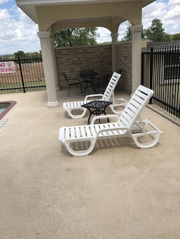 comfort inn and suites gatesville near fort cavazos