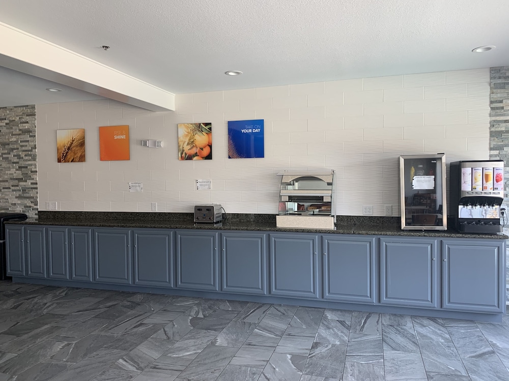 comfort inn and suites gatesville near fort cavazos