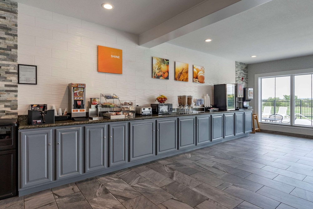 comfort inn and suites gatesville near fort cavazos