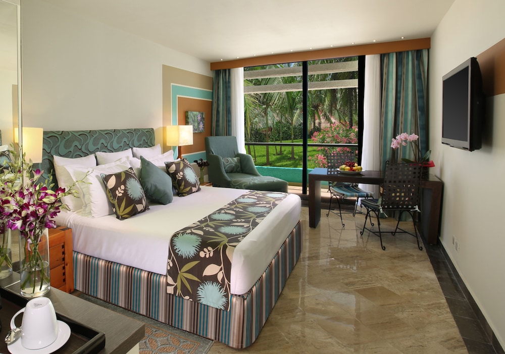 the pyramid cancun all inclusive