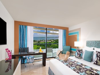 the pyramid cancun all inclusive