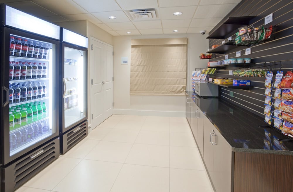 holiday inn express hotel and suites rogers by ihg