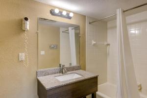 quality inn detroit downtown