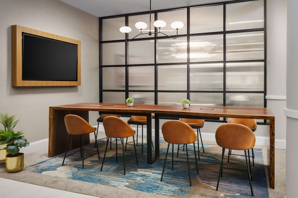 doubletree by hilton charlotte city center