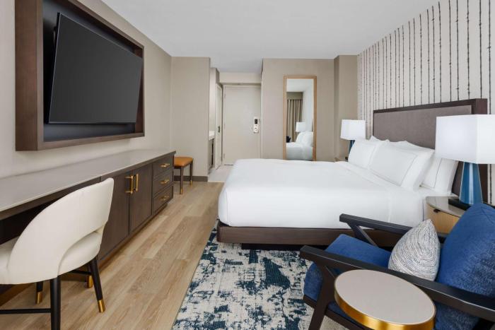 doubletree by hilton charlotte city center