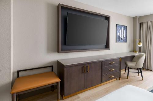 doubletree by hilton charlotte city center