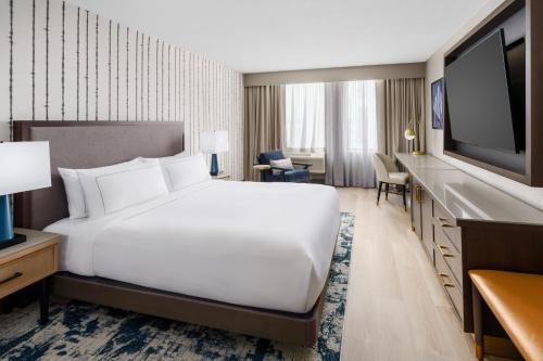 doubletree by hilton charlotte city center