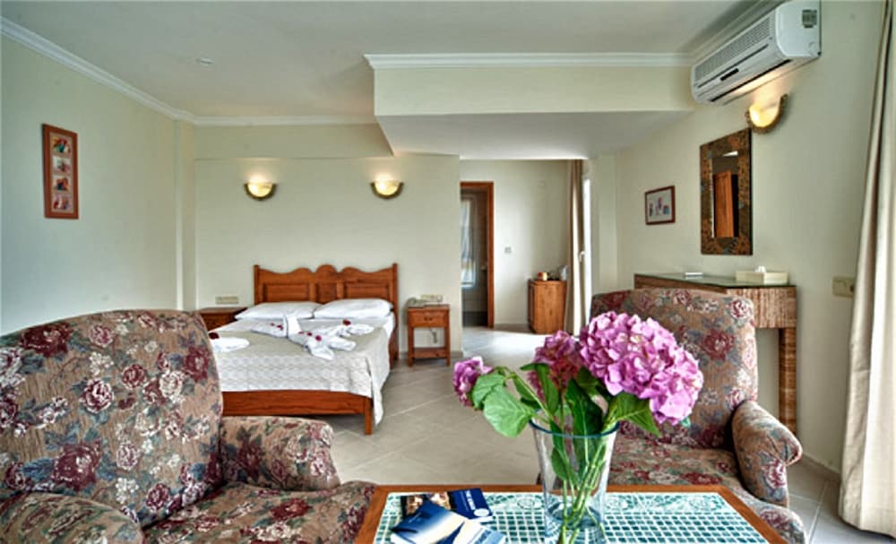ece hotel sovalye island