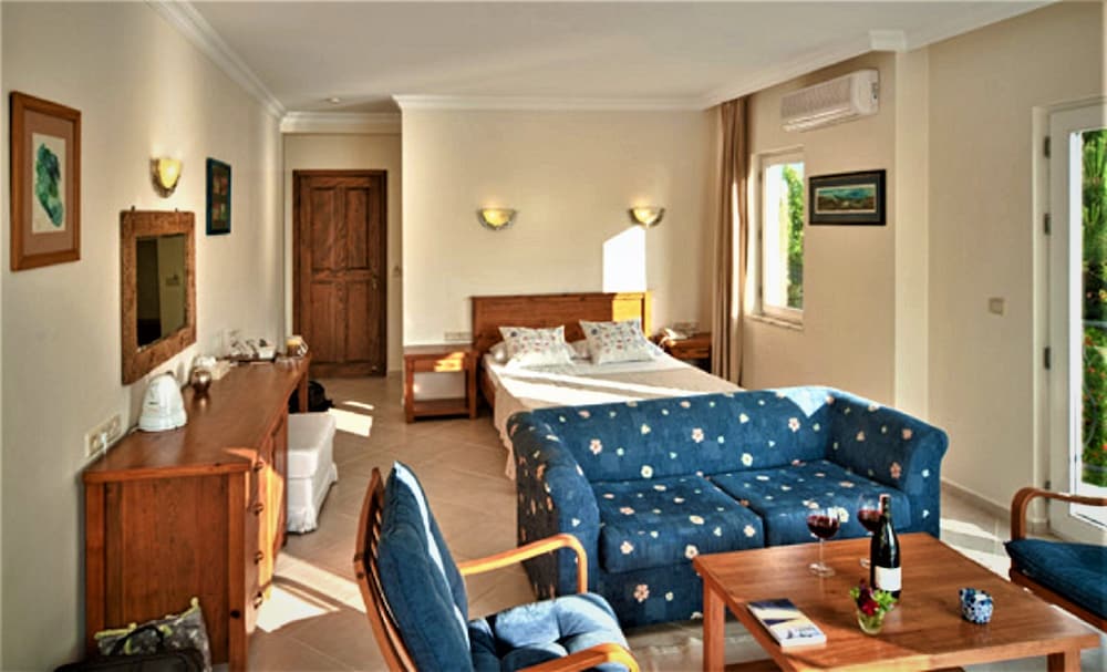 ece hotel sovalye island