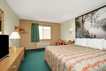super 8 by wyndham rogers minnesota