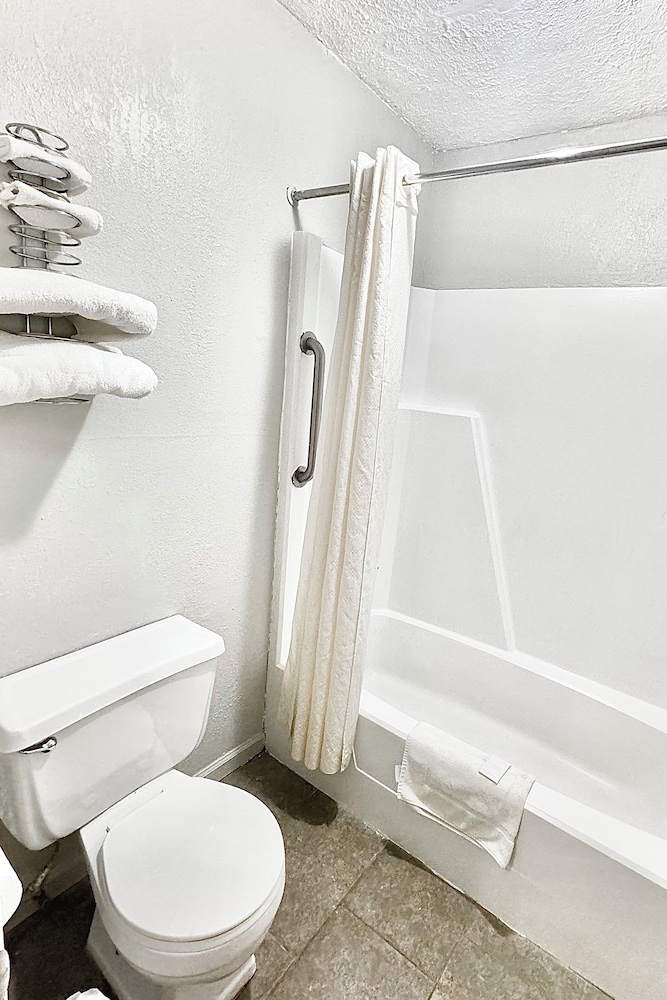 volunteer inn at church hill