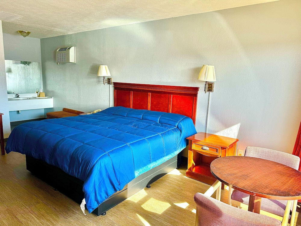 volunteer inn at church hill