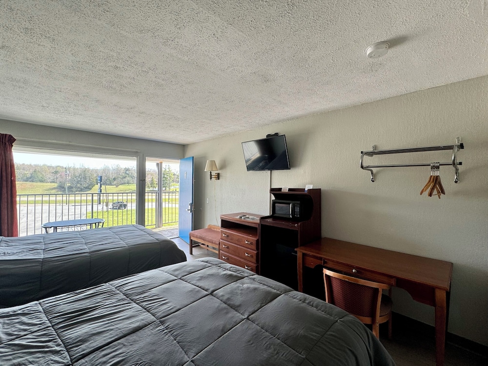 volunteer inn at church hill