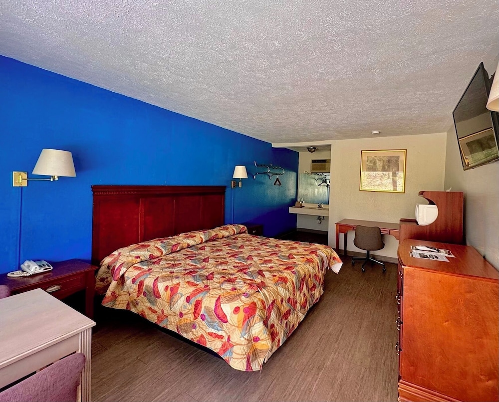 volunteer inn at church hill