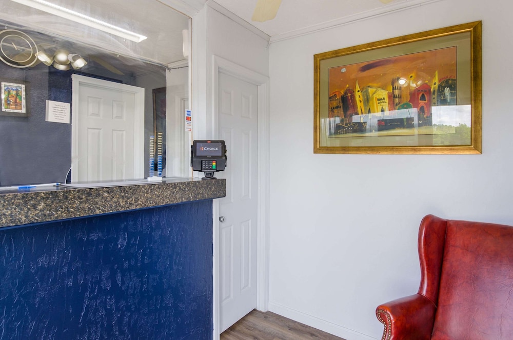 volunteer inn at church hill