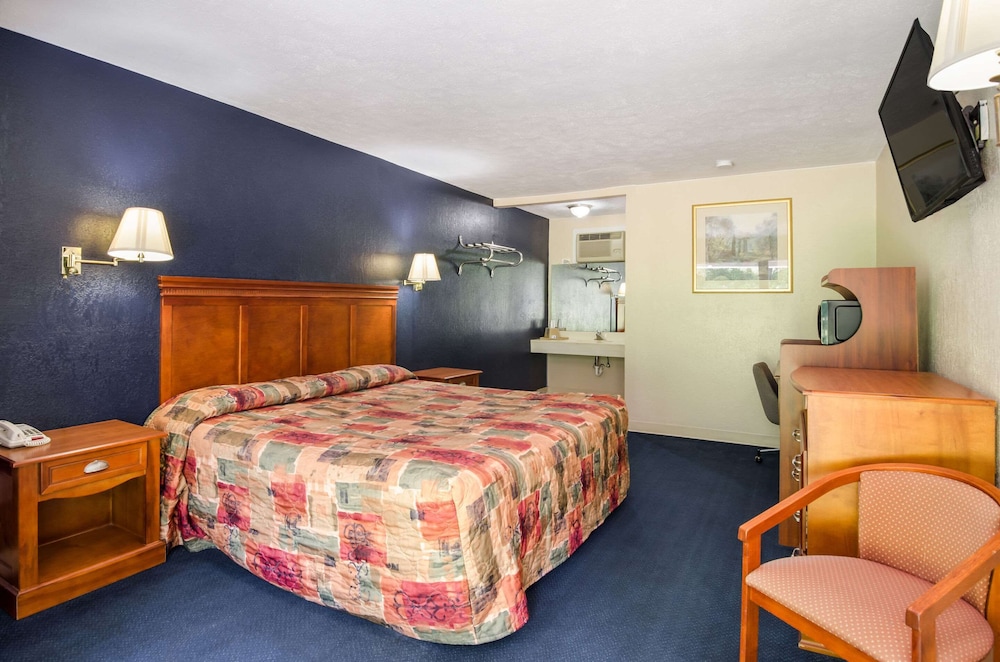 volunteer inn at church hill