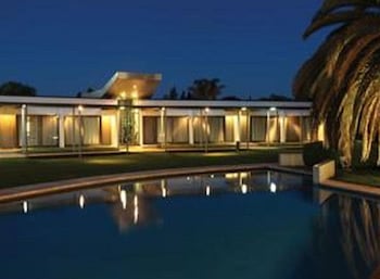 hotel camberland adults only