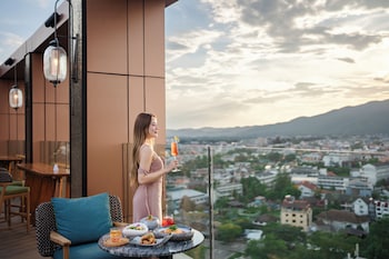 intercontinental chiang mai the mae ping an ihg hotel