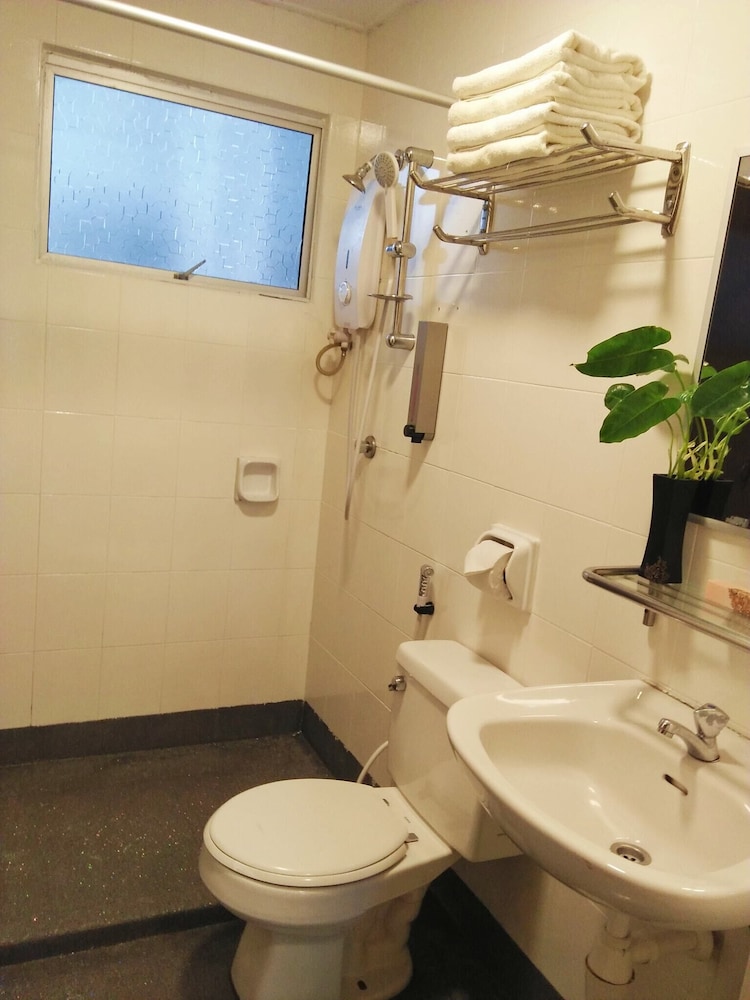 perdana serviced apartment and resorts