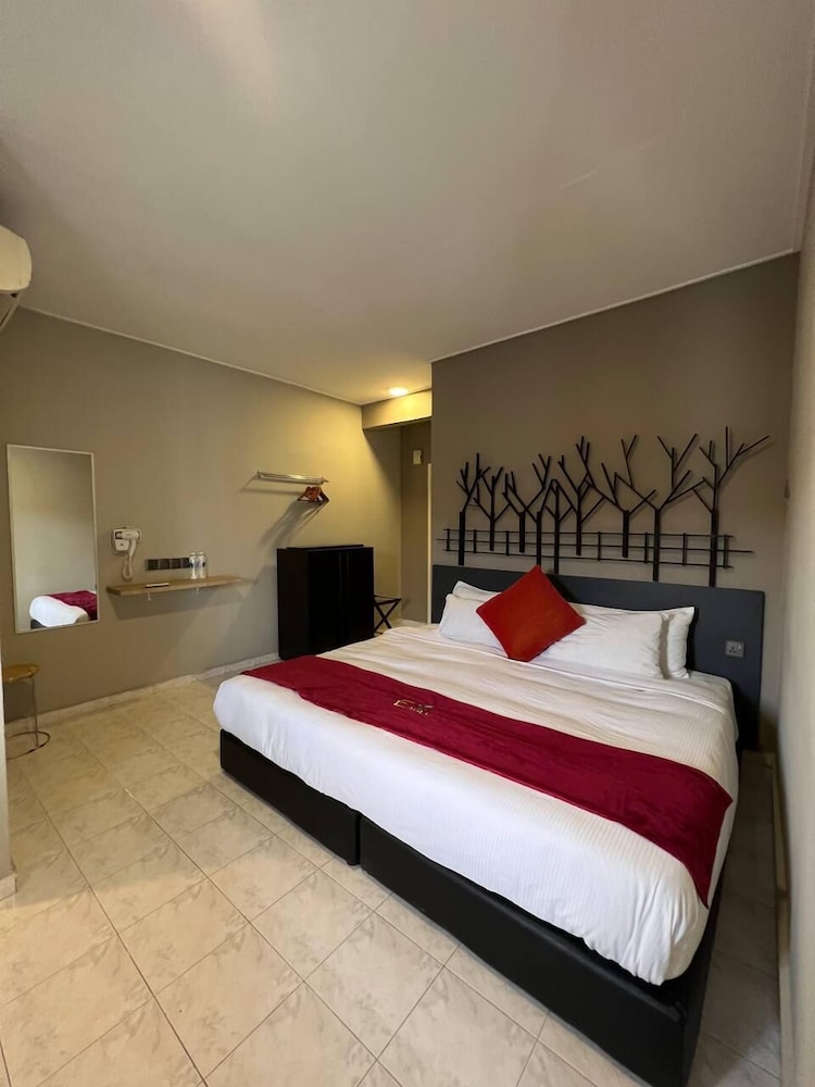 perdana serviced apartment and resorts