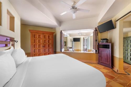 hilton grand vacations club zihuatanejo