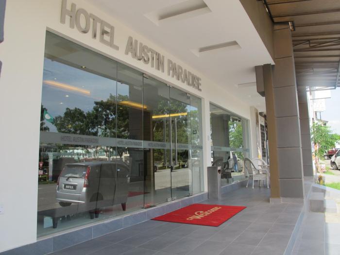 hotel austin paradise pulai utama