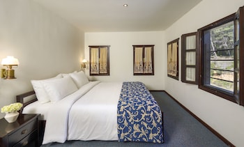 simantro resort