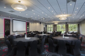 northampton town centre hotel